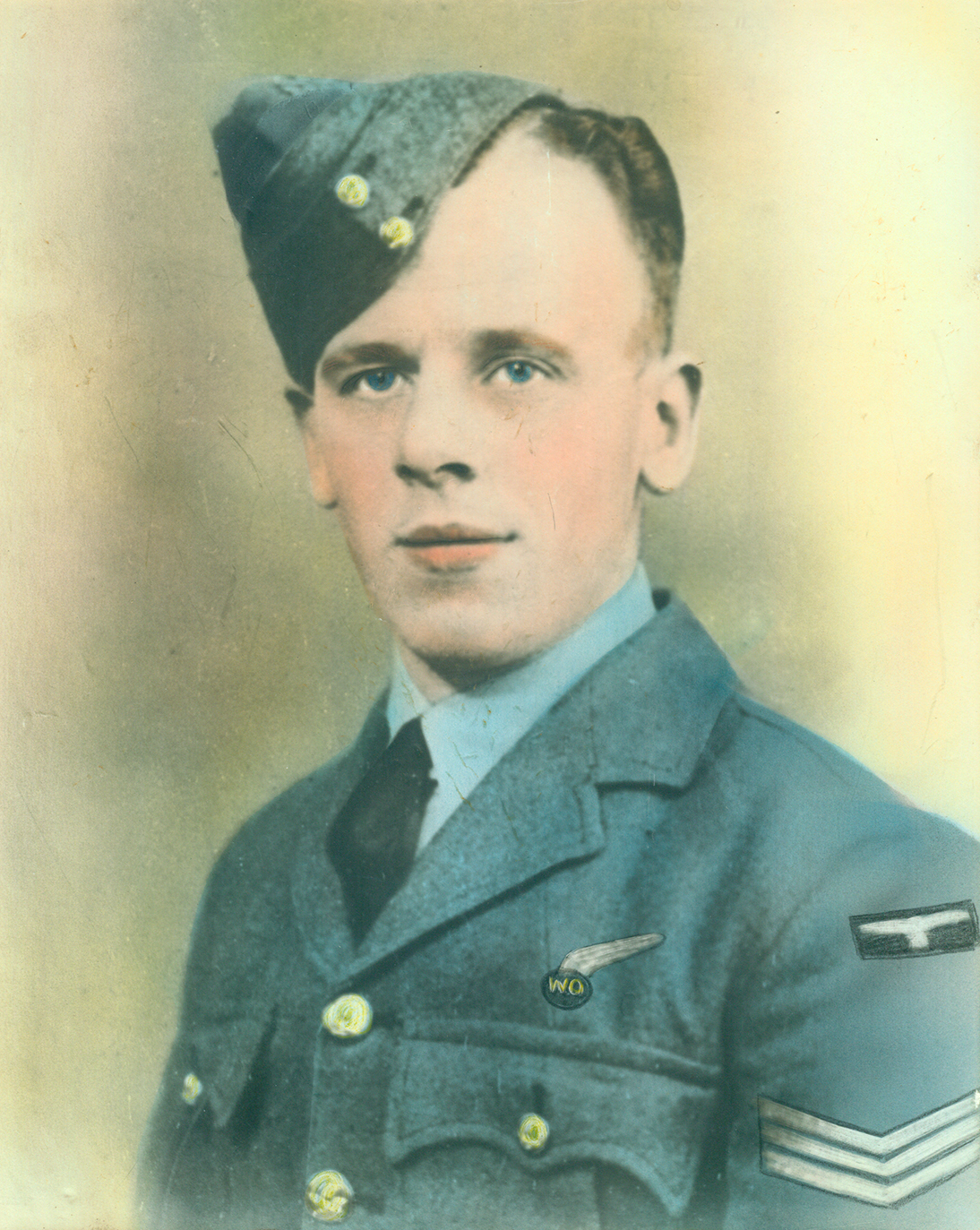 Sgt Francis McIntyre, Wireless Operator with Benjamin Bateson&#39;s crew, all who were lost on the 25th of June 1944 during an attack on Rimeux. - francis-portrait1
